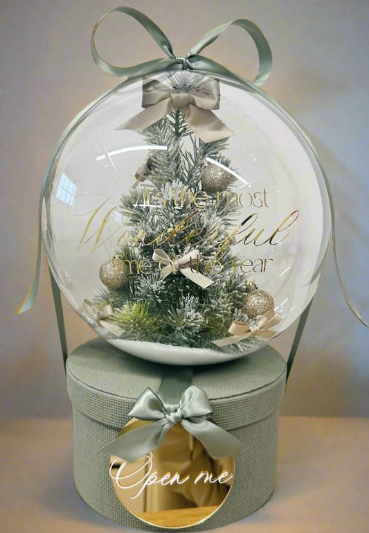 Christmas Tree Snow Globe Balloon